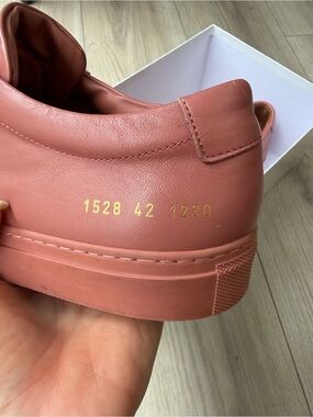 Common Projects Sneakers Size 42 with box